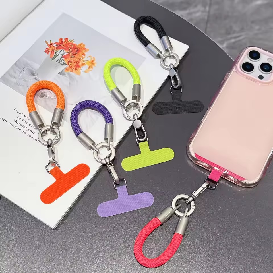 Cordino per telefono in metall - Phone Accessories And Gadgets recensione e prezzo